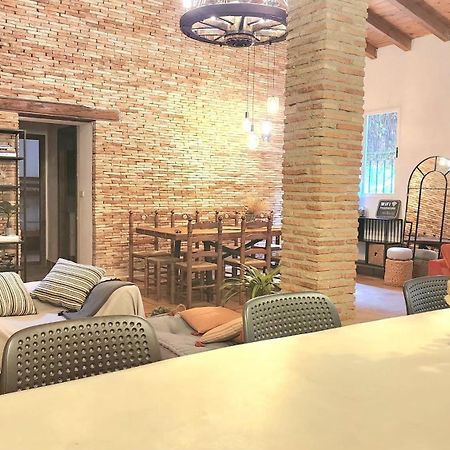 Águilas Bakit House - Casa Rural Con Piscina מראה חיצוני תמונה