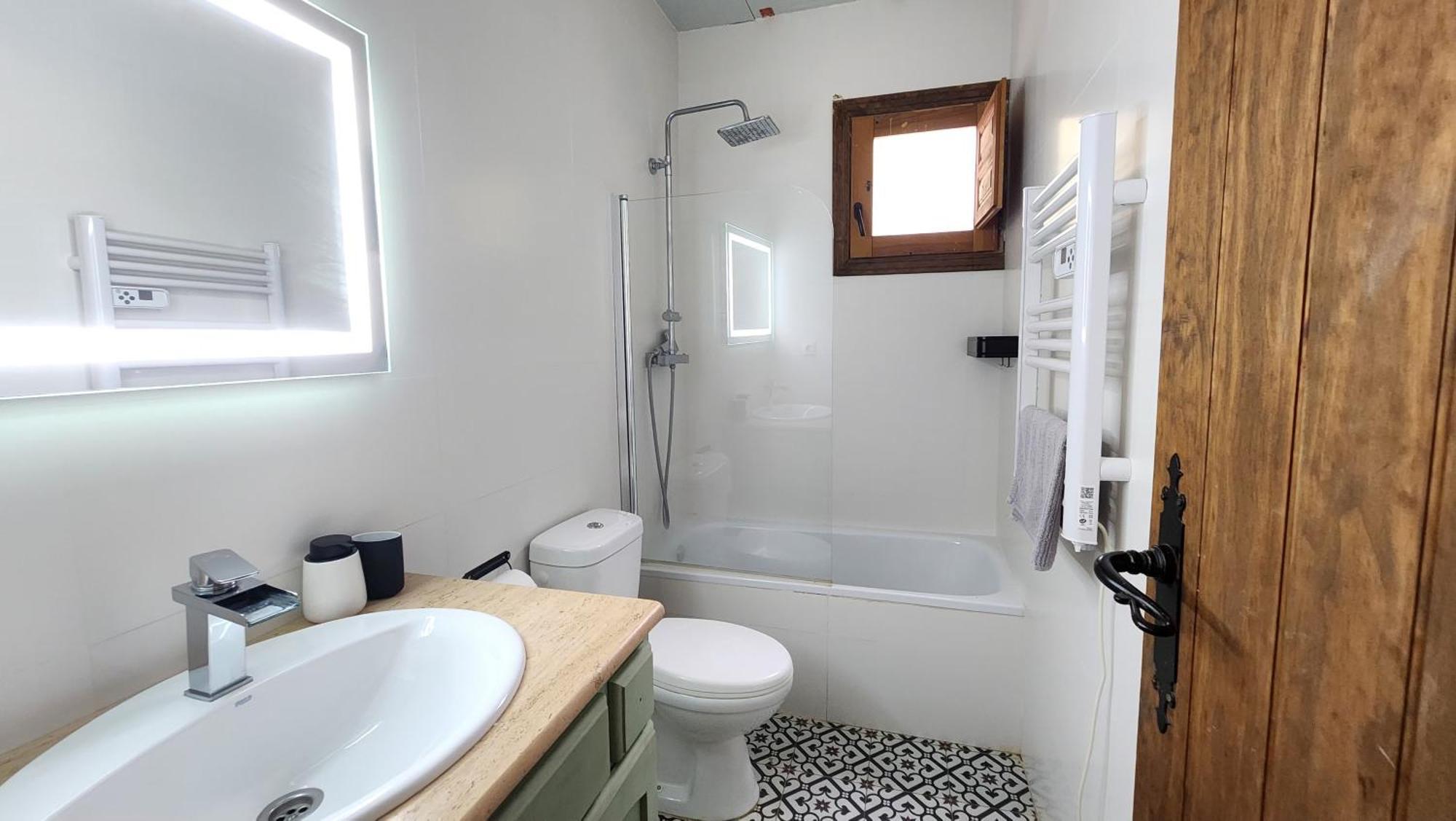 Águilas Bakit House - Casa Rural Con Piscina מראה חיצוני תמונה